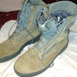 Men's Boots  sz  10 1/2 W